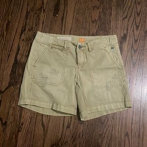 Pilcro and the Letterpress Hyphen distressed green shorts